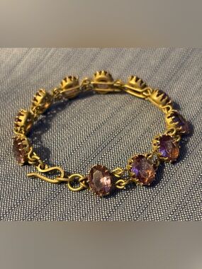 Vintage Purple Rhinestone Bracelet Gold Tone Amethyst Glam